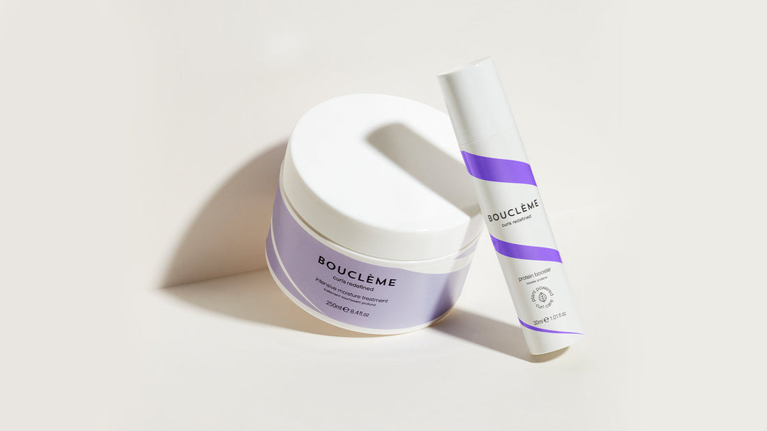 Feuchtigkeit vs. Protein für lockiges Haar